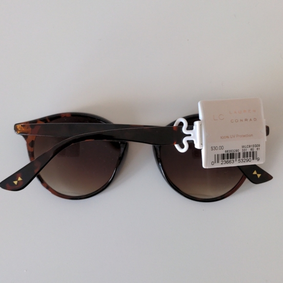Lauren Conrad Sunglasses - Picture 3 of 3